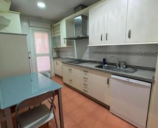 Kitchen of Flat to rent in  Granada Capital  with Heating, Private garden and Balcony