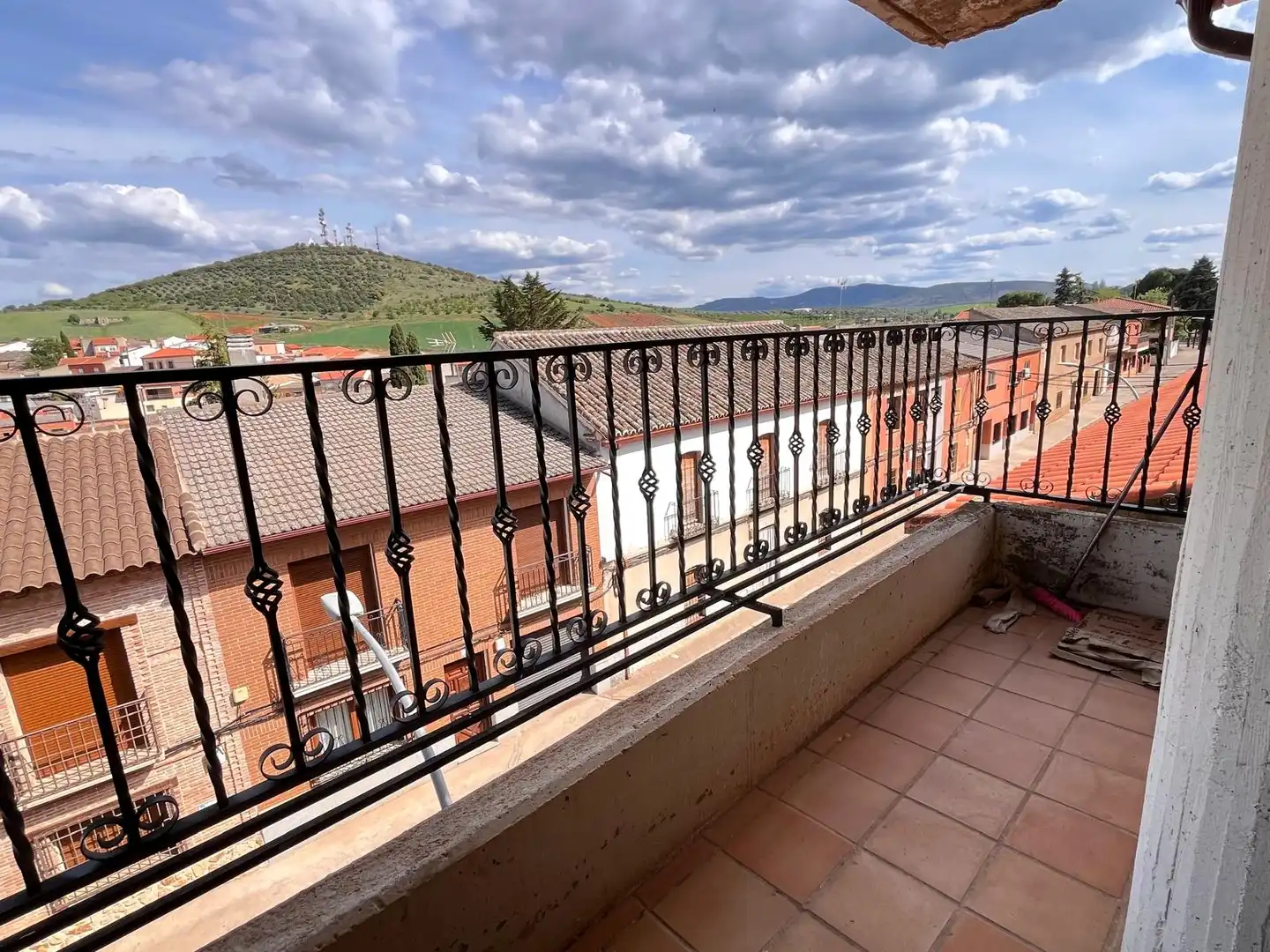 Terrasse von Wohnung zum Verkauf in Los Navalmorales mit Klimaanlage und Heizung
