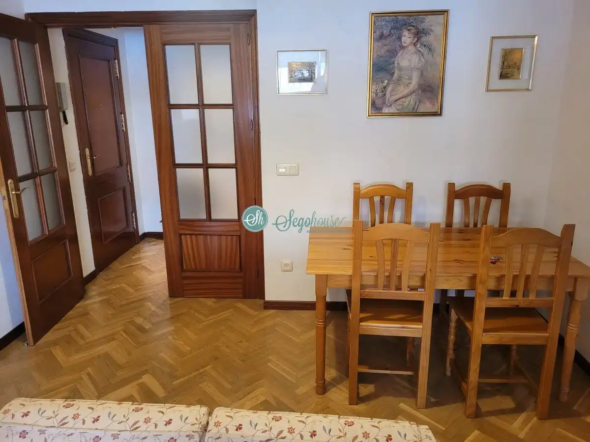 Dining room of Apartments for sale in Segovia  with Heating, Parquet flooring and Terrace