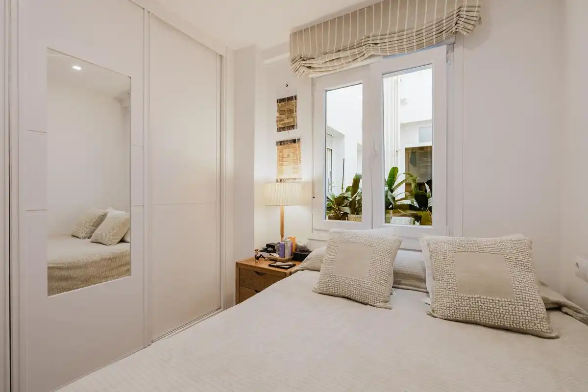 Bedroom of Flat for sale in Málaga  with Air Conditioner, Heating and Terrace