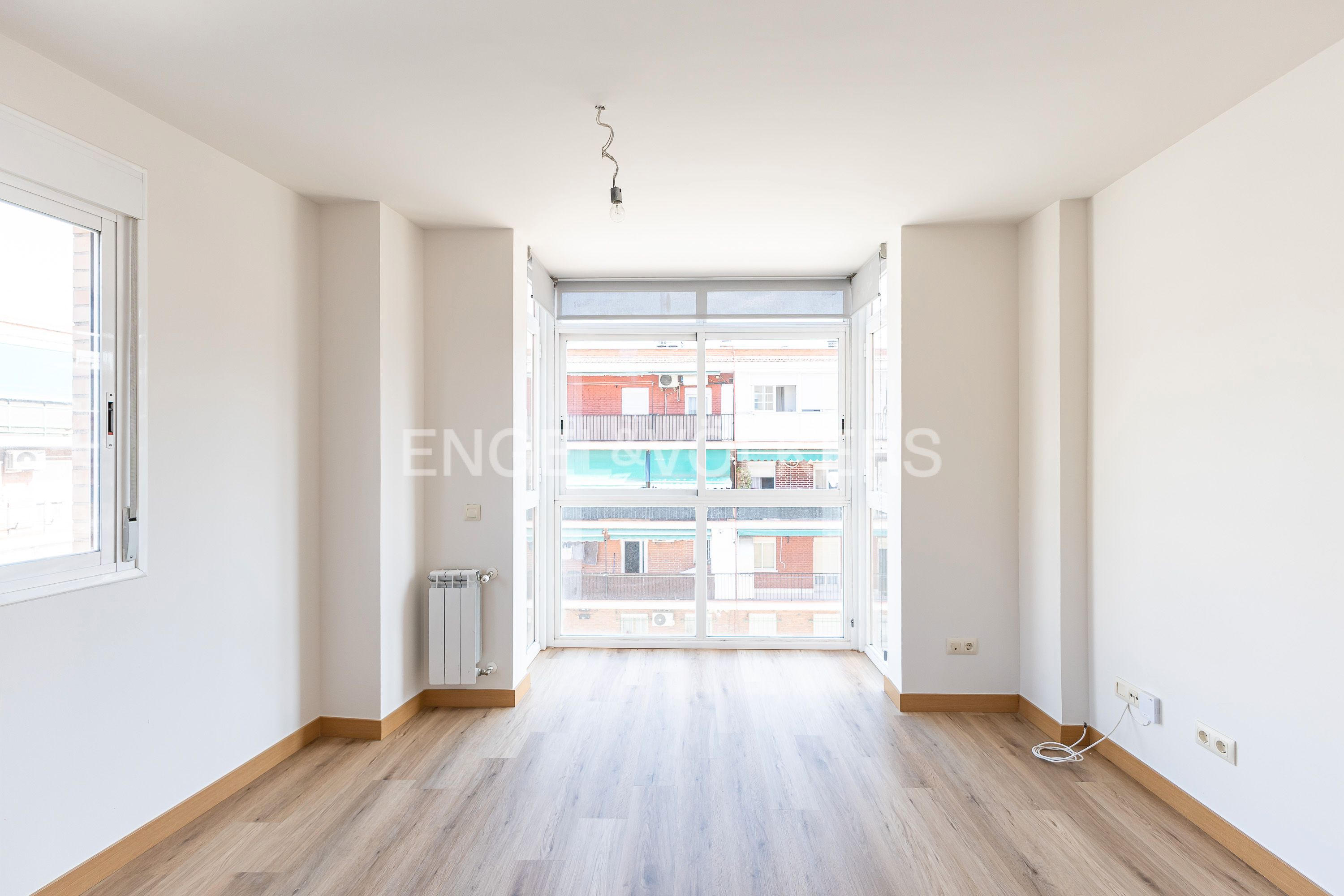 Apartment for sale in  Madrid Capital  with Heating, Parquet flooring and Storage room