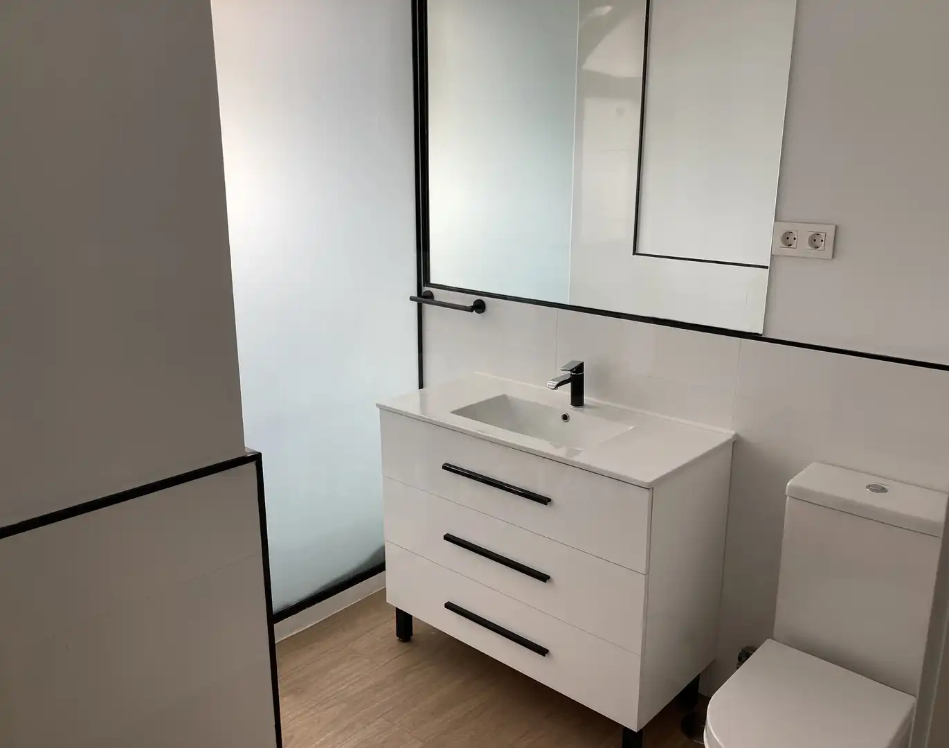 Badezimmer von Loft zum Verkauf in Las Rozas de Madrid mit Klimaanlage und Heizung