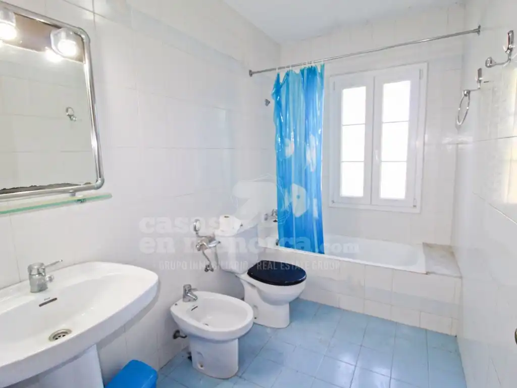 Baño de Finca rústica en venta en Ferreries con Aire acondicionado, Calefacción y Jardín privado