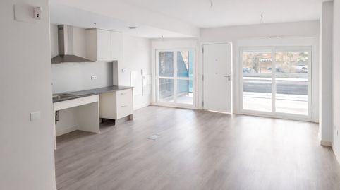 Photo 3 of Flat for rent in Calle Alvaro Mutis, 2, Espartales, Madrid