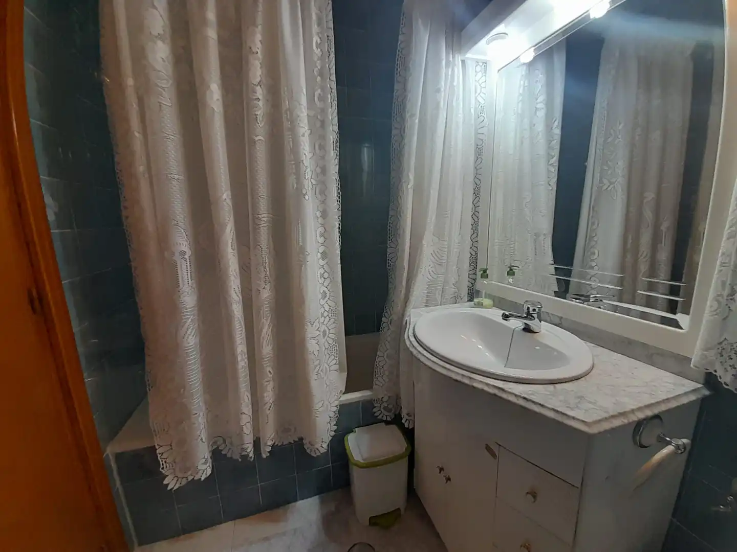 Baño de Piso en venta en Puertollano con Aire acondicionado, Calefacción y Balcón