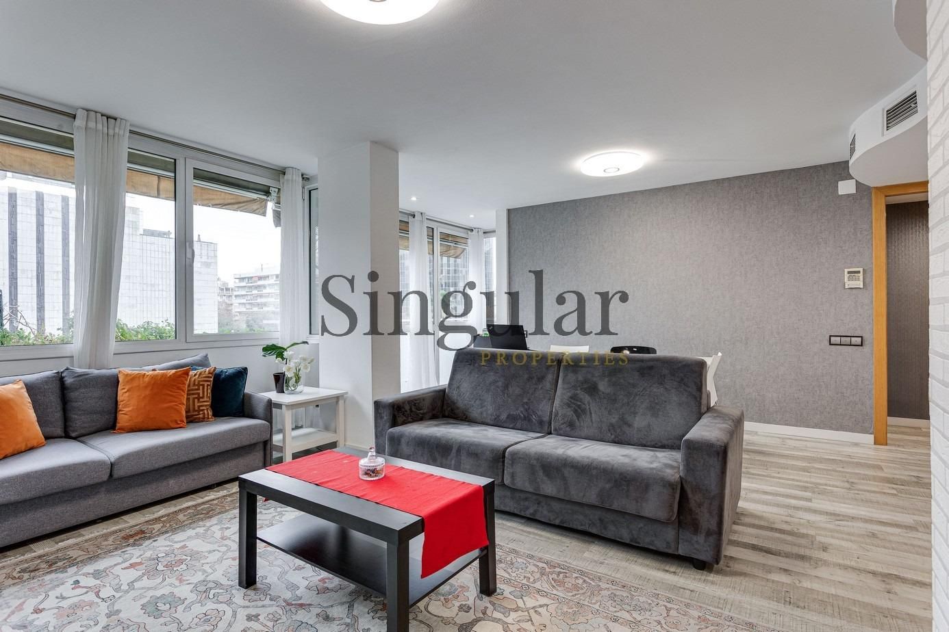 Living room of Flat for sale in  Barcelona Capital  with Air Conditioner
