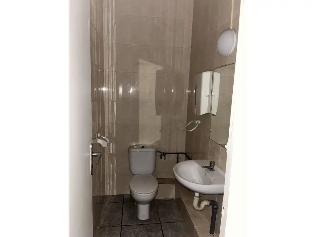 Edificio en venta en Col.legis Nous