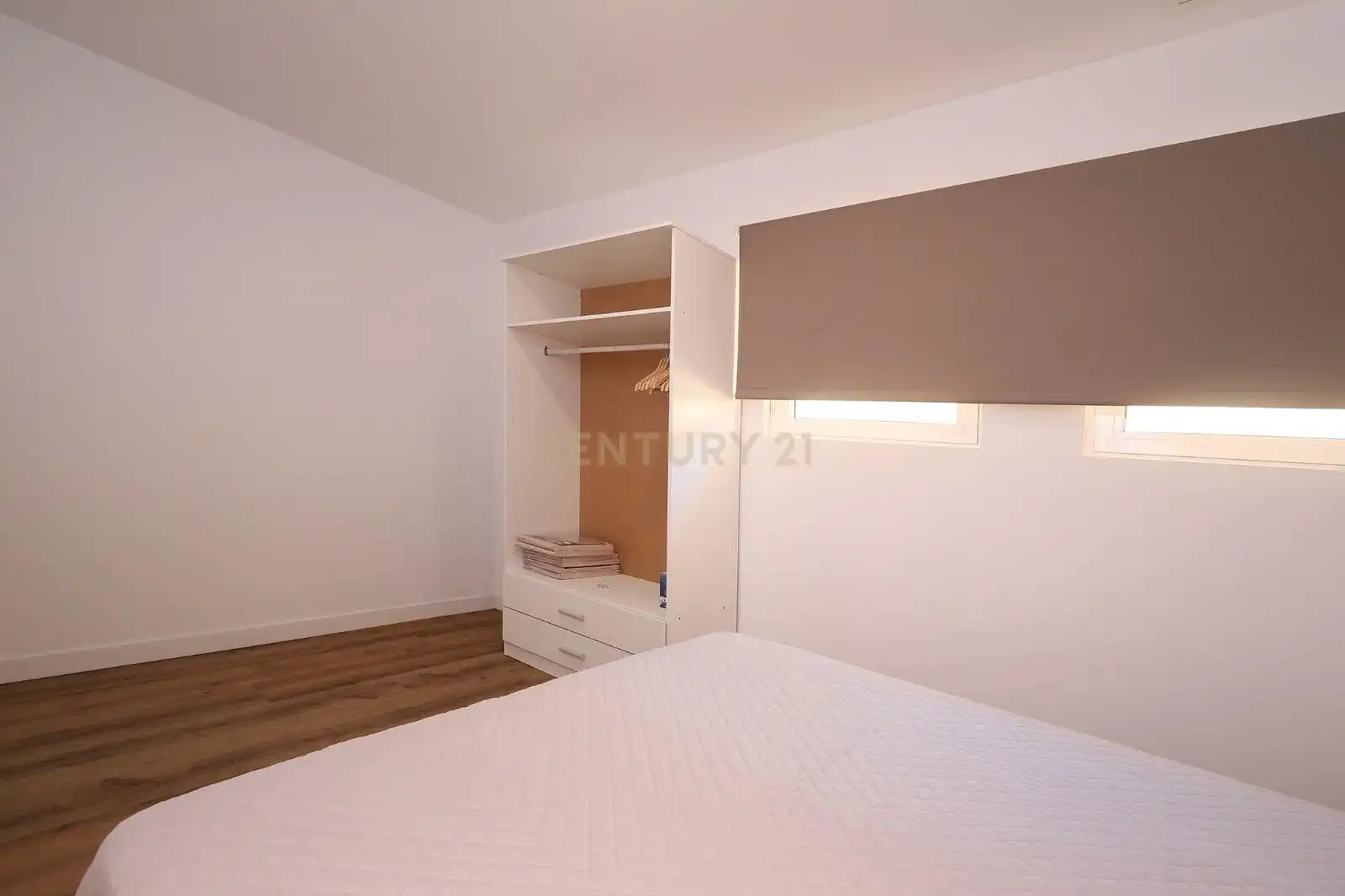 Schlafzimmer von Wohnungen zum Verkauf in Dénia mit Klimaanlage, Mikrowelle und Fernseher
