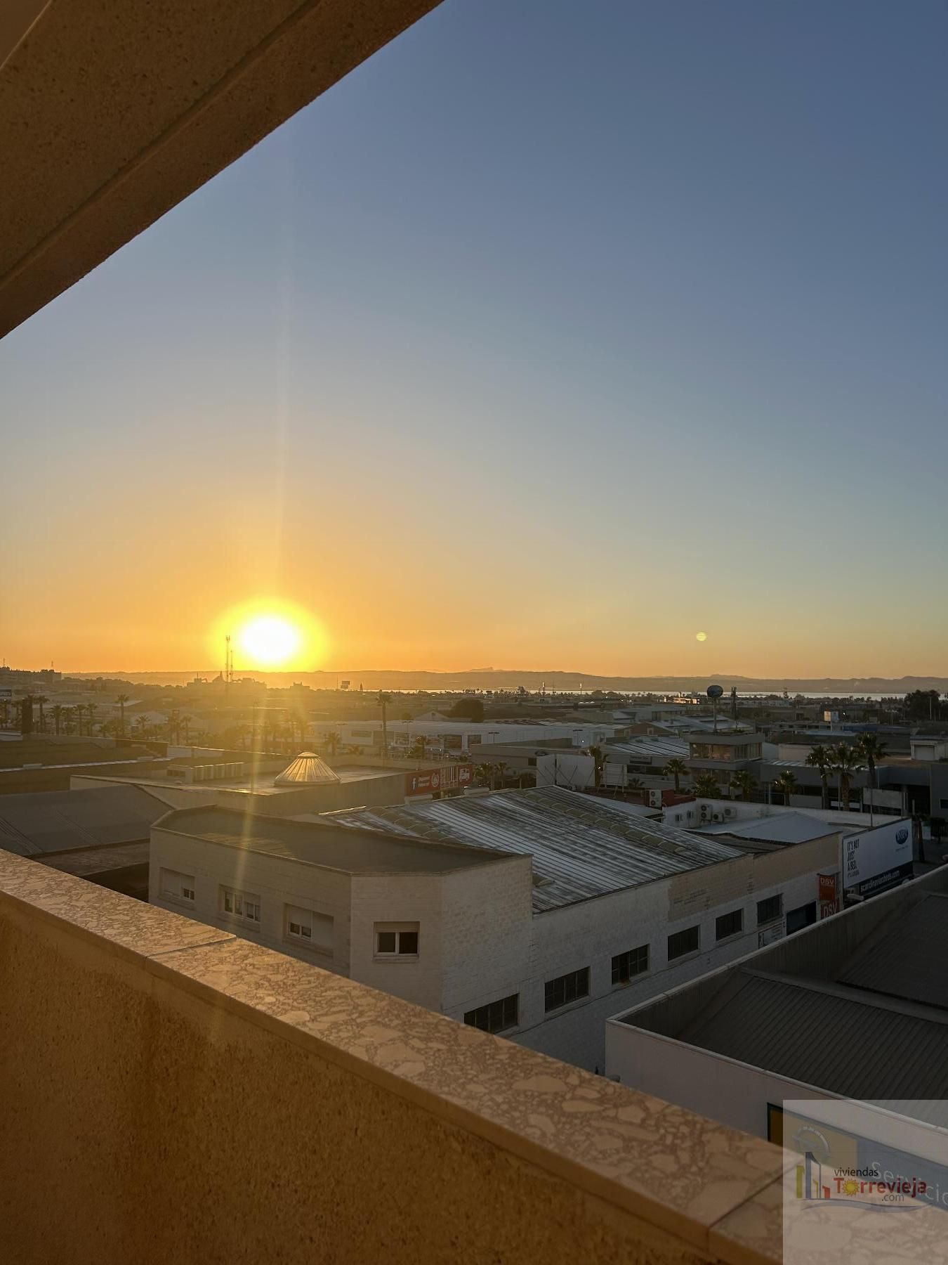 Exterior view of Apartment to rent in Torrevieja  with Air Conditioner, Heating and Furnished