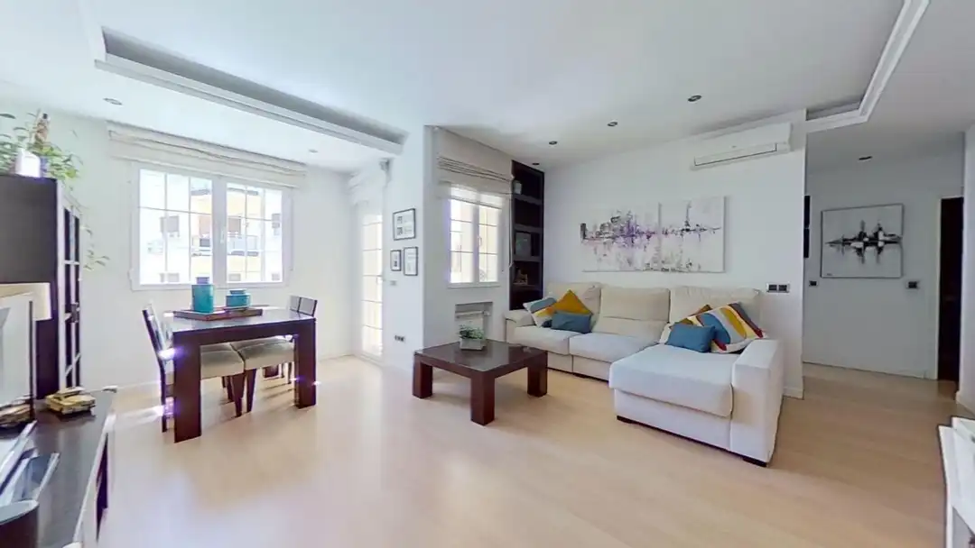 Sala de estar de Piso de alquiler en Madrid con Aire acondicionado, Calefacción y Balcón