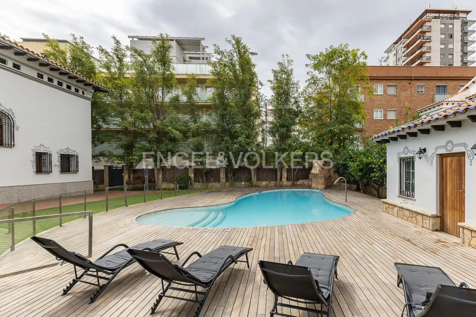 Piscina de Casa o xalet en venda en Calafell amb Aire condicionat, Calefacció i Jardí privat