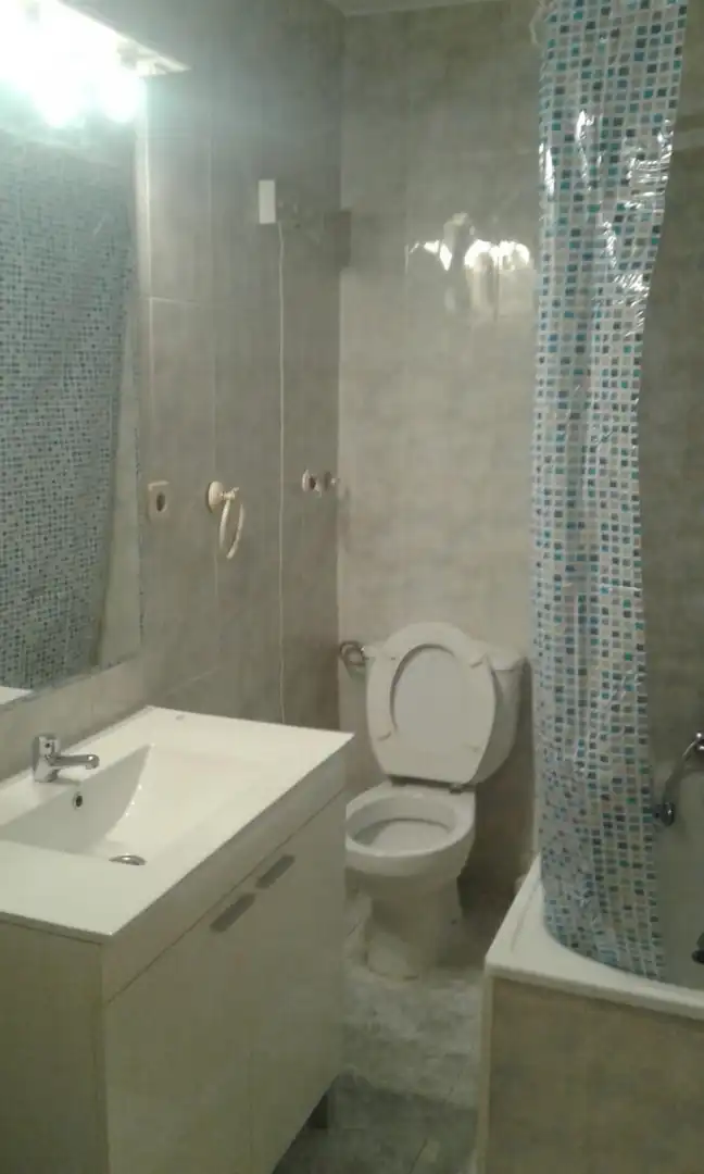 Bathroom of Flat for rent in Madrid  with Terrace