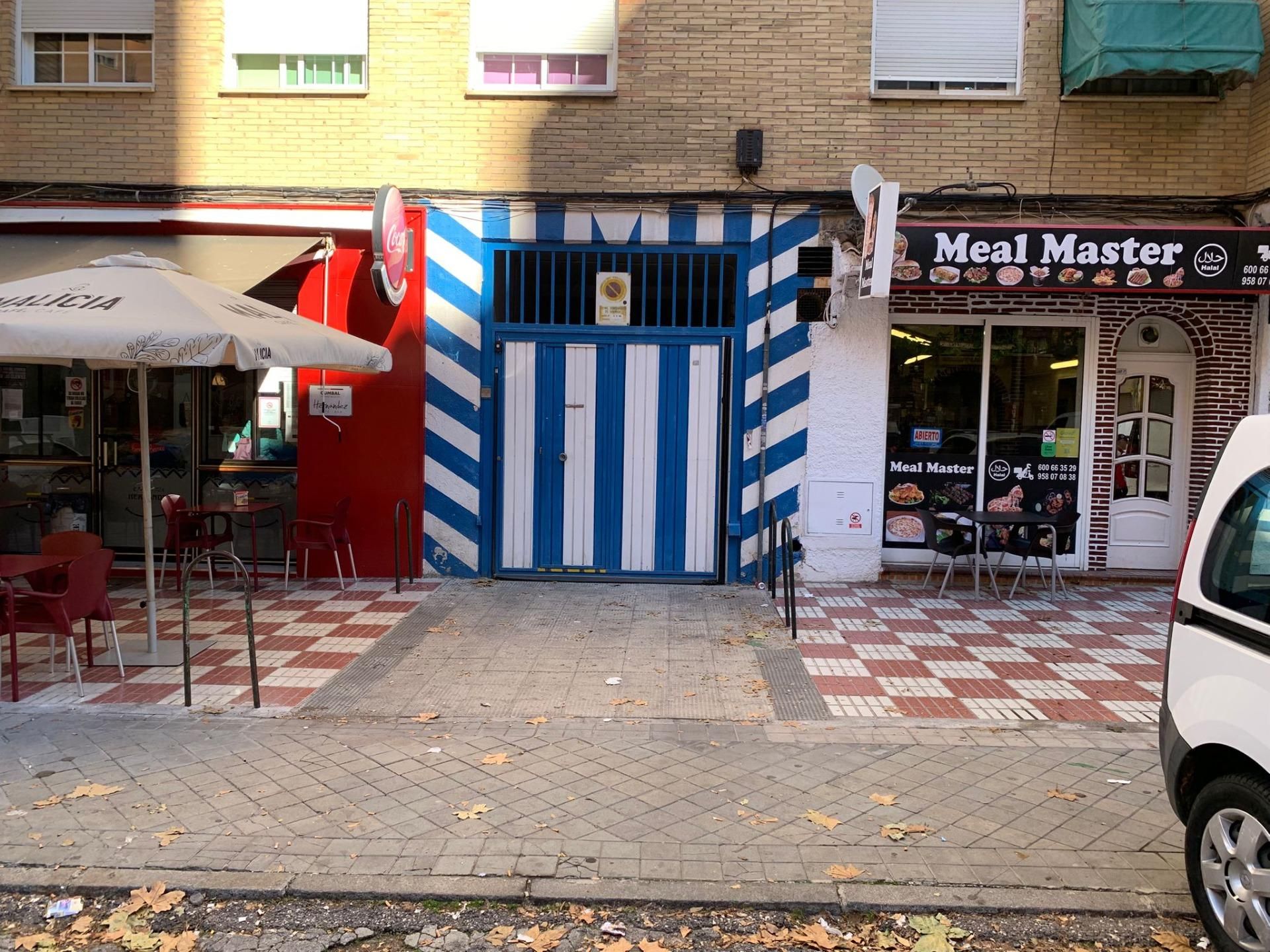 Vista exterior de Garatge de lloguer en  Granada Capital
