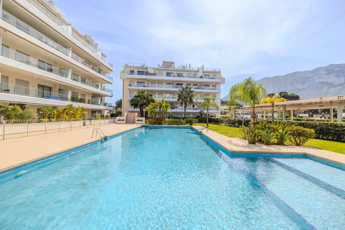 Schwimmbecken von Dachboden zum Verkauf in Dénia mit Klimaanlage, Heizung und Terrasse