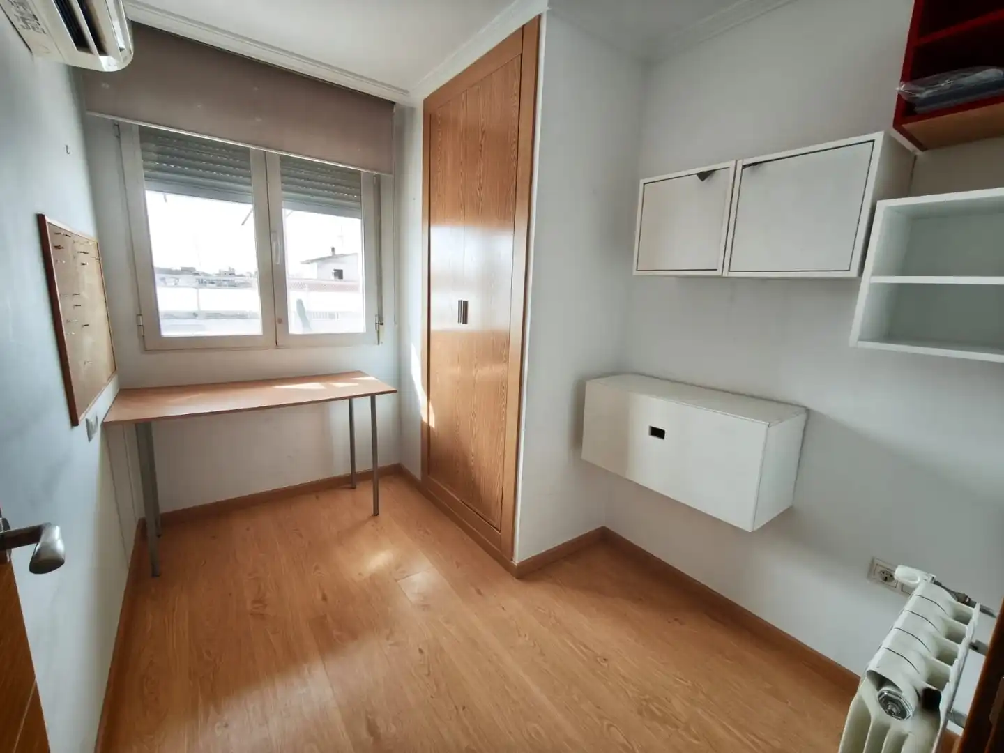 Habitación de Ático en venta en Albacete con Aire acondicionado, Calefacción y Parquet
