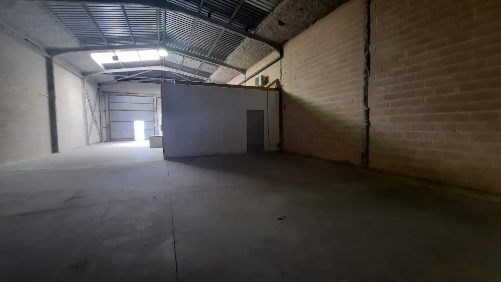 Nave industrielle à louer à Calle Cuadra Saboner Ctr
