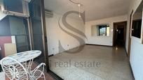 Exterior view of Flat for sale in  Barcelona Capital  with Air Conditioner and Balcony