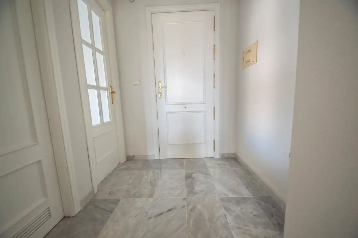 Flat for rent in Roquetas de Mar  with Terrace and Community pool