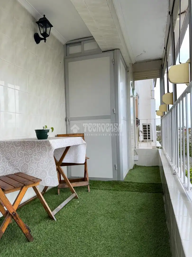 Balcony of Flat for sale in Sevilla  with Air Conditioner