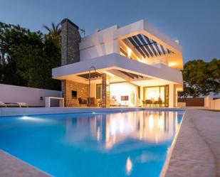 Swimming pool of House or chalet to rent in Marbella  with Air Conditioner, Heating and Private garden