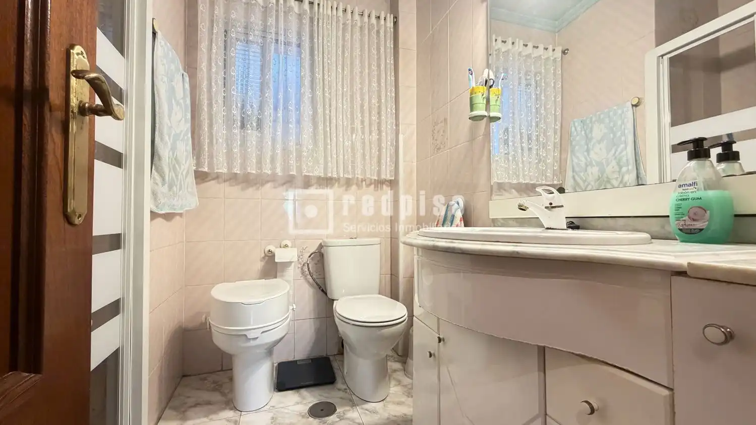 Baño de Piso en venta en Leganés con Calefacción y Terraza