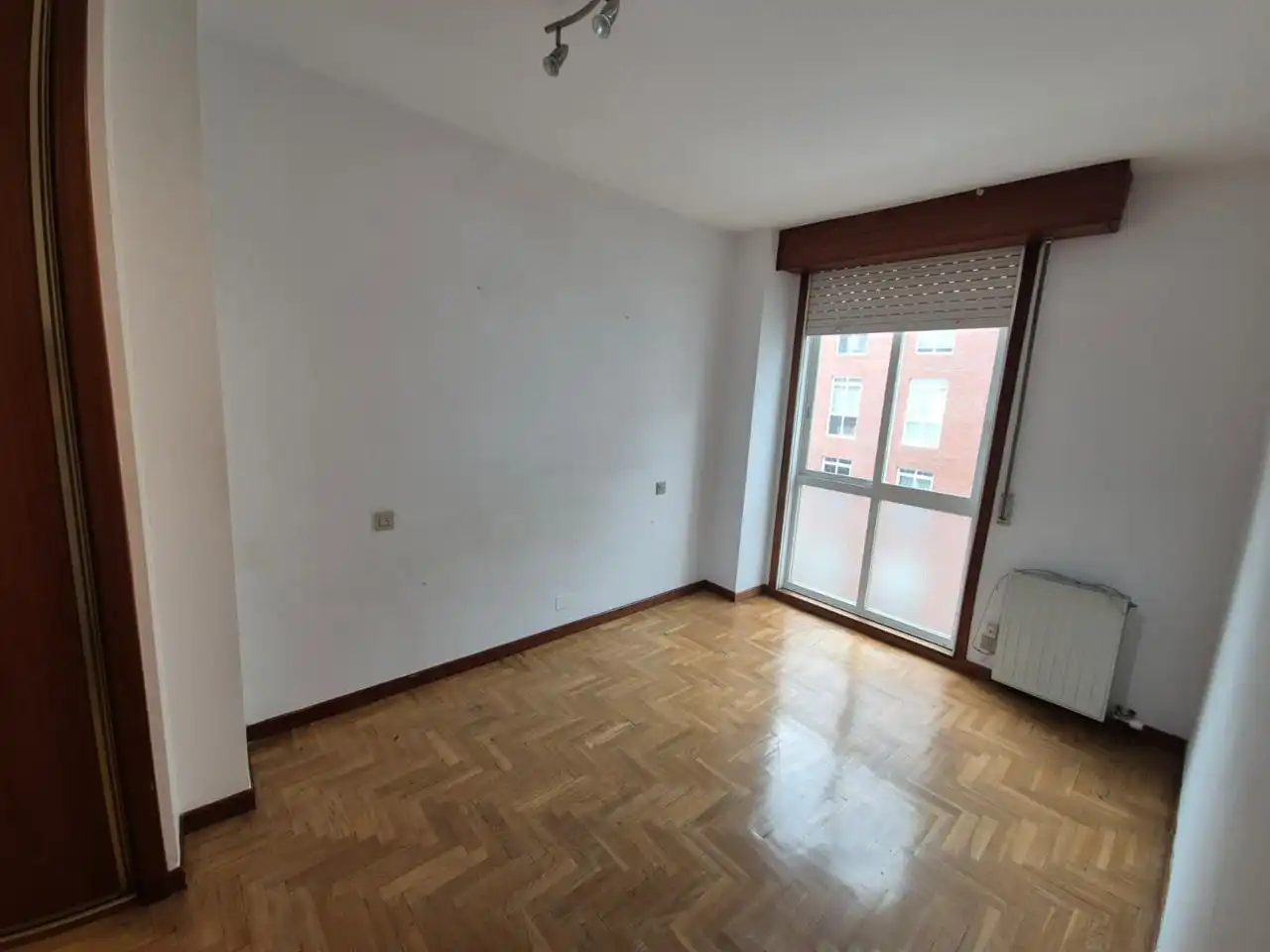 Piso de alquiler en Rúa de París, Concheiros - Fontiñas