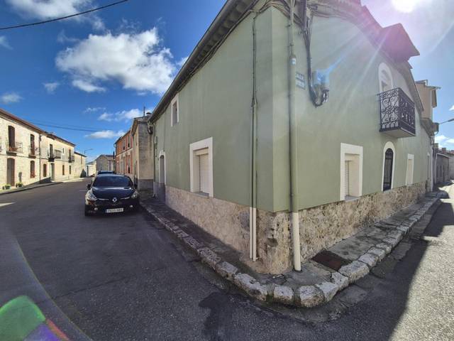 Casa-chalet en Venta en  GABRIEL MARTIN en La Parrilla