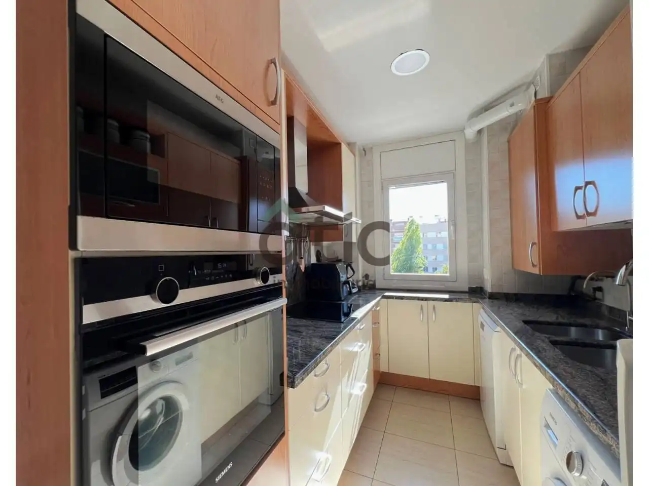 Kitchen of Flat for sale in Plaça Catalunya