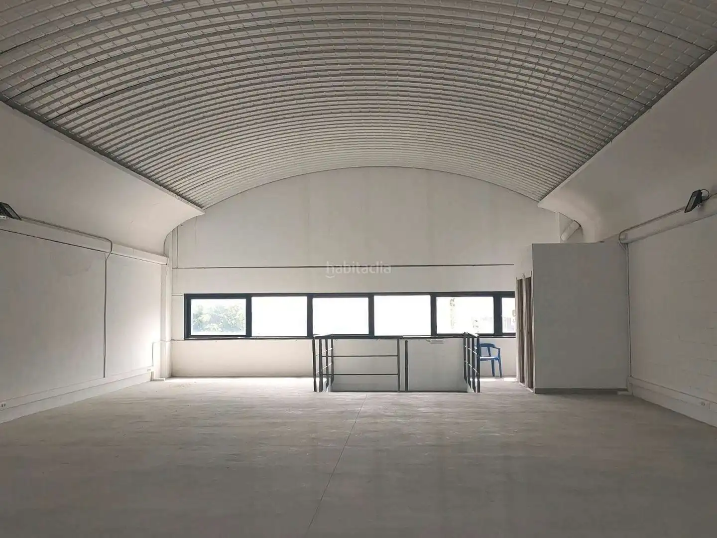 Fabrikhallen zur Miete in Hostalric