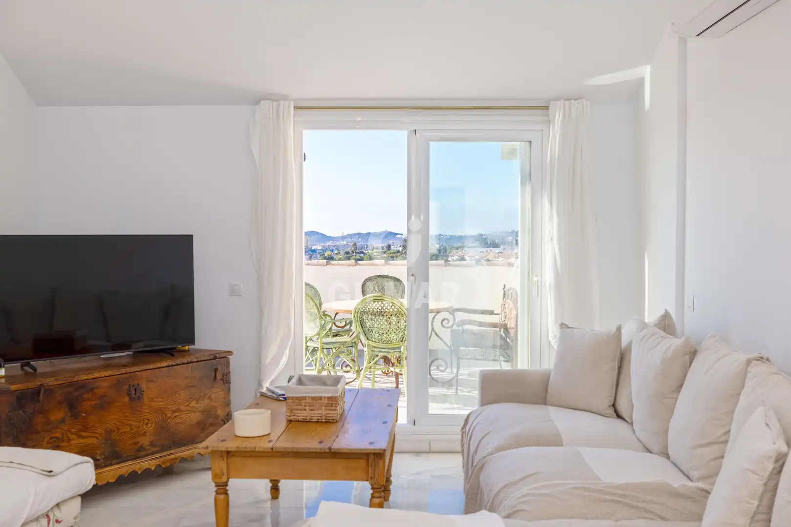 Living room of Attic for sale in Fuengirola  with Heating, Private garden and Storage room