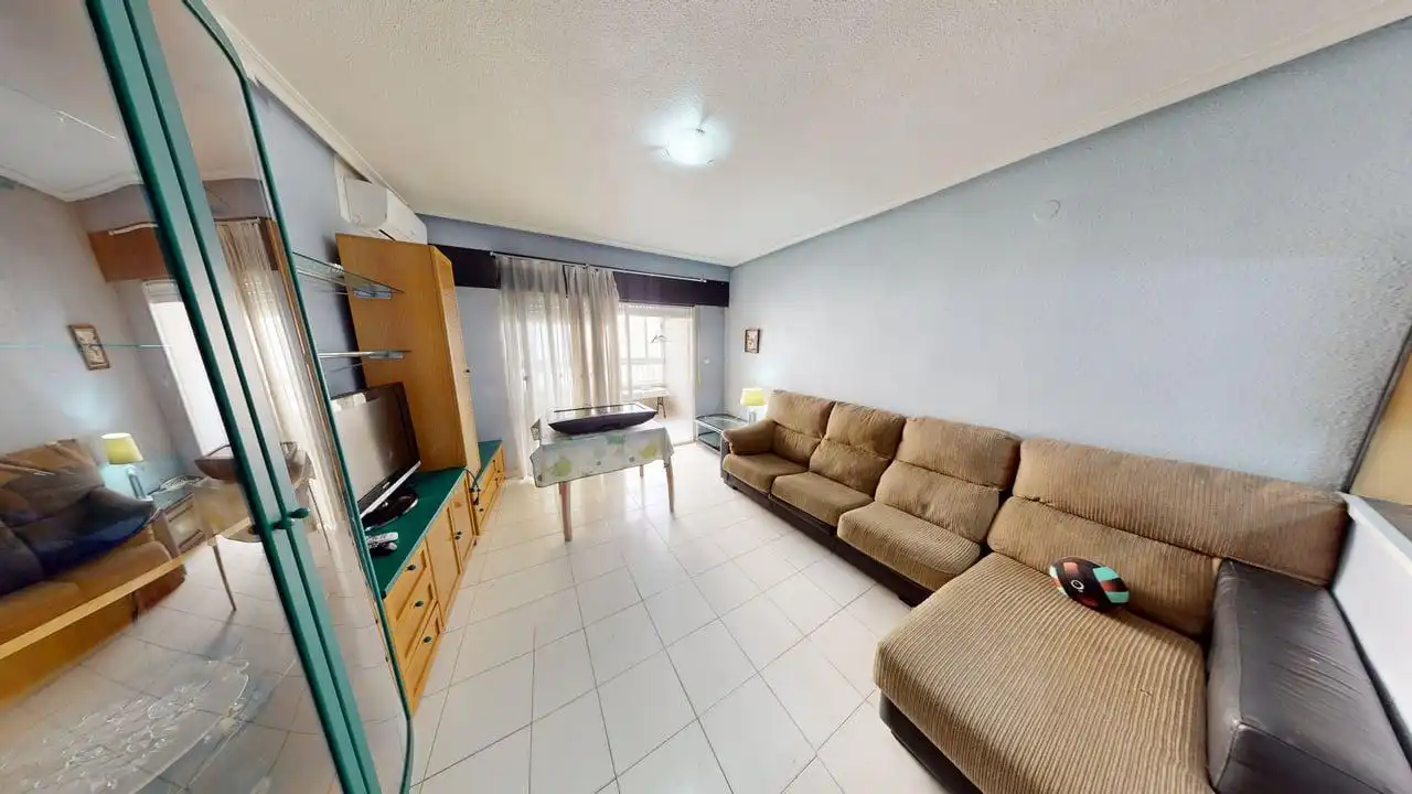 Piso con ascensor en venta en Calle San Miguel de Salinas, imagen 2