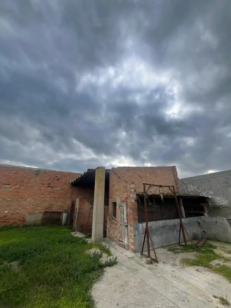 Vista exterior de Terreno industrial en venta en Bellvís