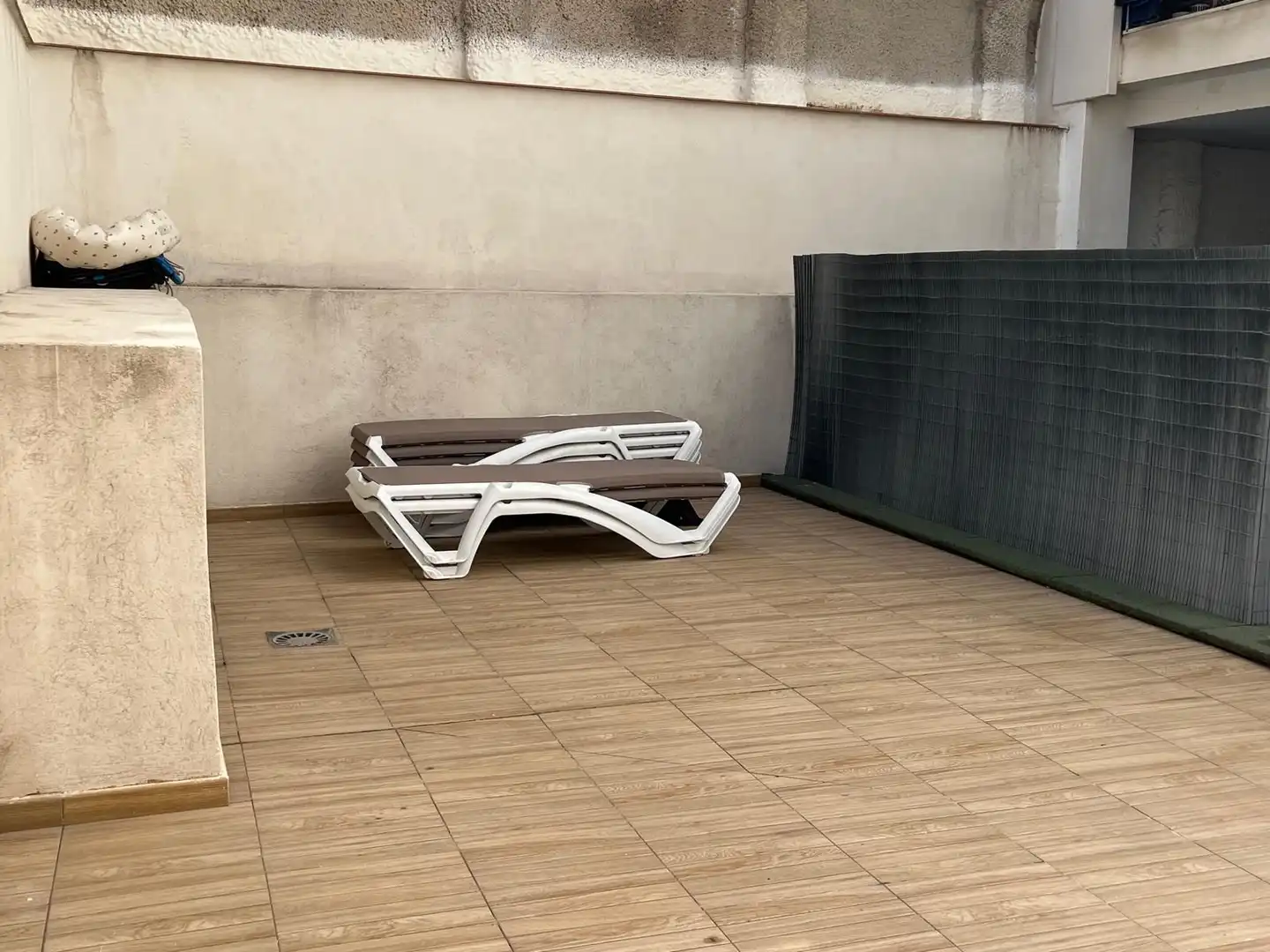 Terrassa de Pis en venda en Madrid amb Jardí privat, Traster i Alarma