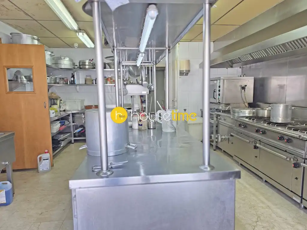 Local comercial en traspàs a Sant Fost de Campsentelles, imagen 4