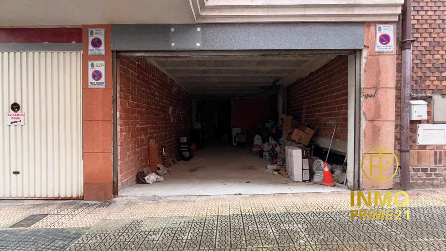 Garage for sale in Santander