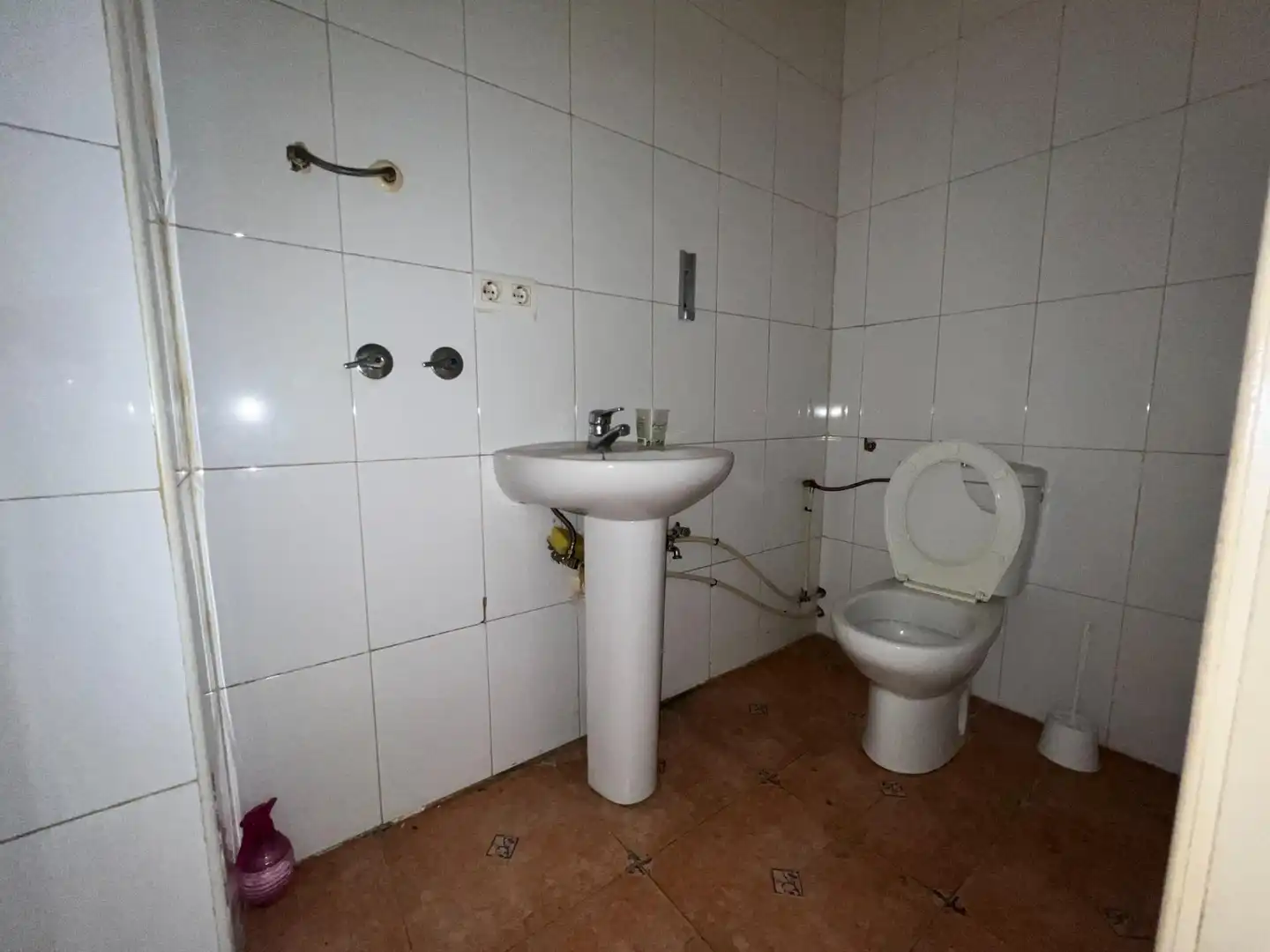 Badezimmer von Geschaftsraum zur Miete in La Zubia