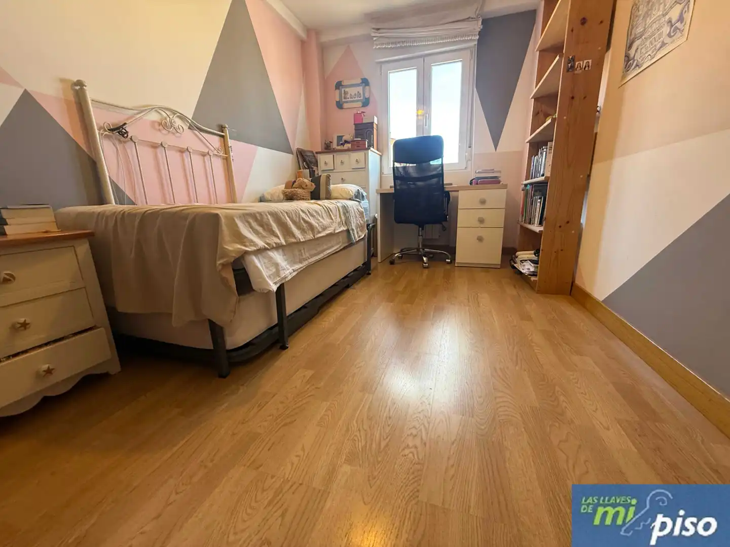 Habitación de Piso en venta en Valladolid con Calefacción, Parquet y Terraza
