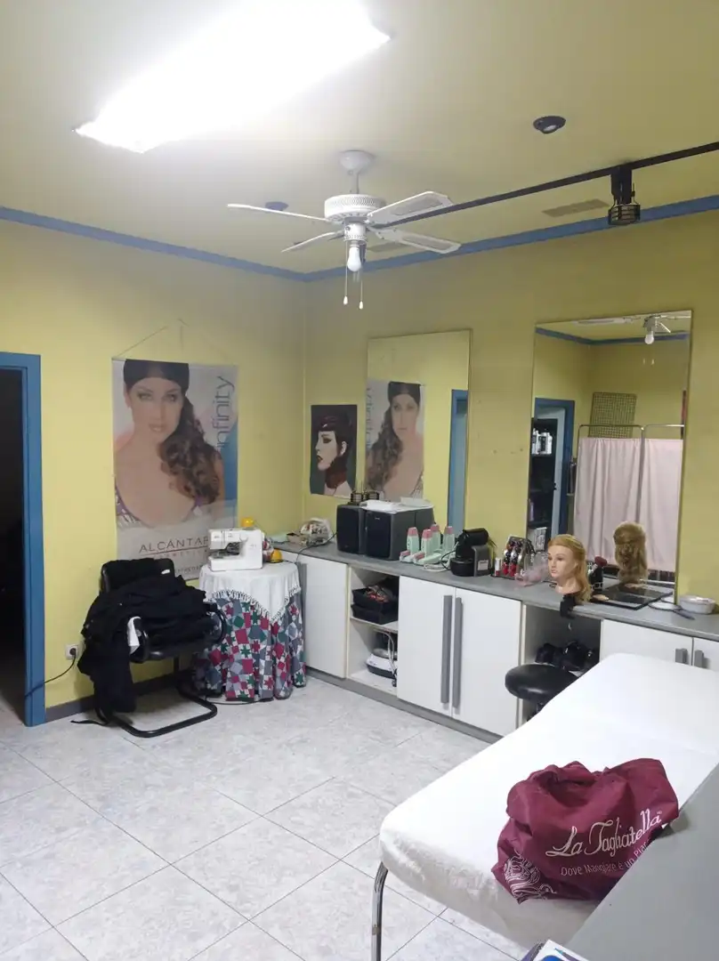 Local comercial en traspàs a Chinchibarra - Capuchinos, imagen 7