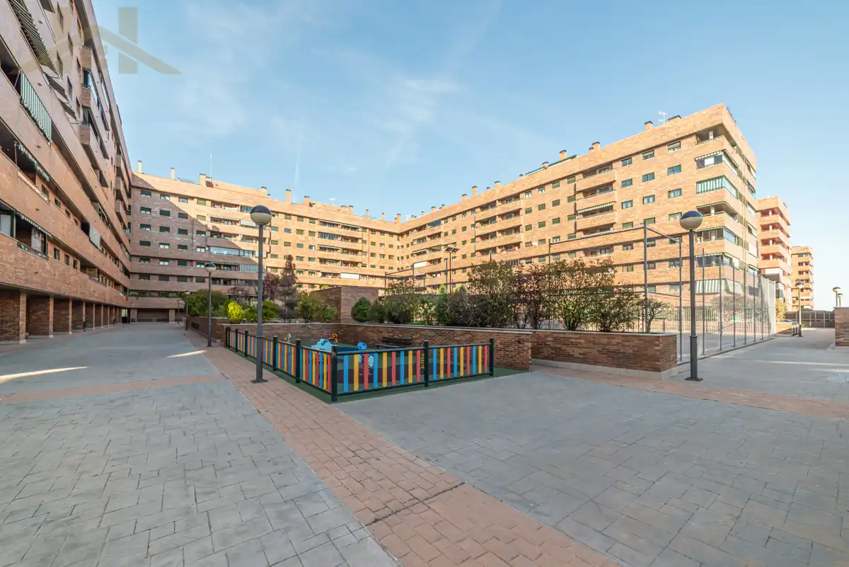 Vista exterior de Pis en venda en Seseña amb Aire condicionat, Calefacció i Terrassa