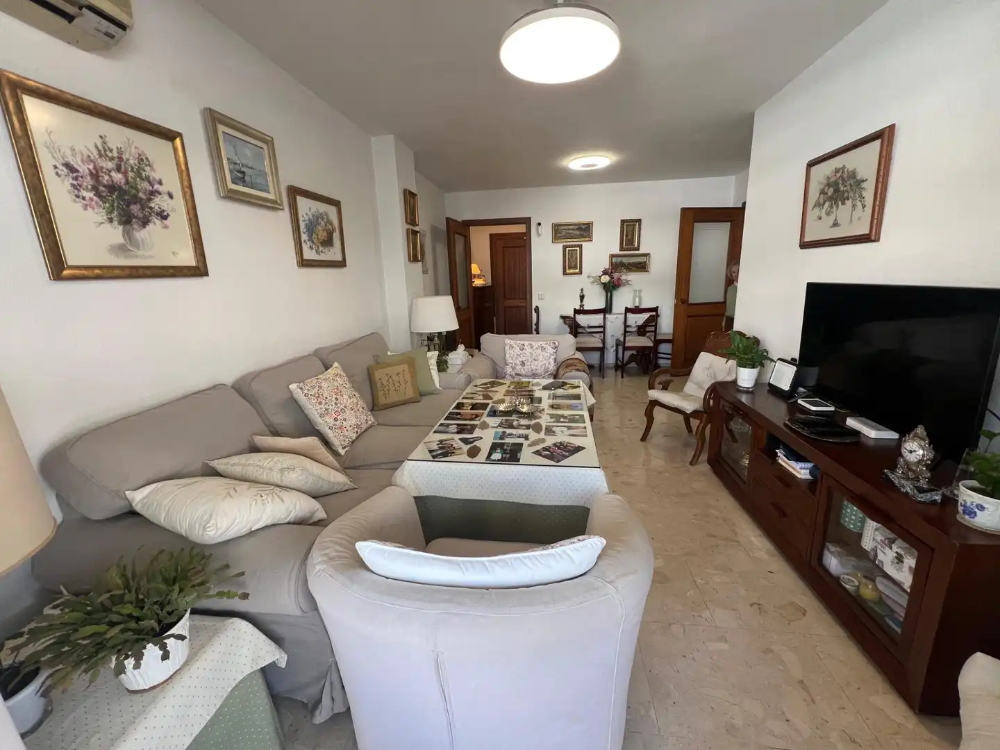 Sala de estar de Piso de alquiler en Sevilla con Aire acondicionado, Terraza y Amueblado