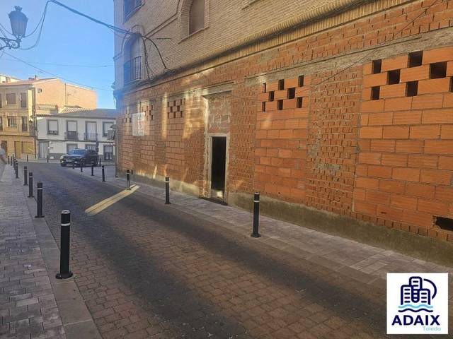Local comercial en Alquiler en Plaza Valderas y Pedraza, 25 en Los Yébenes