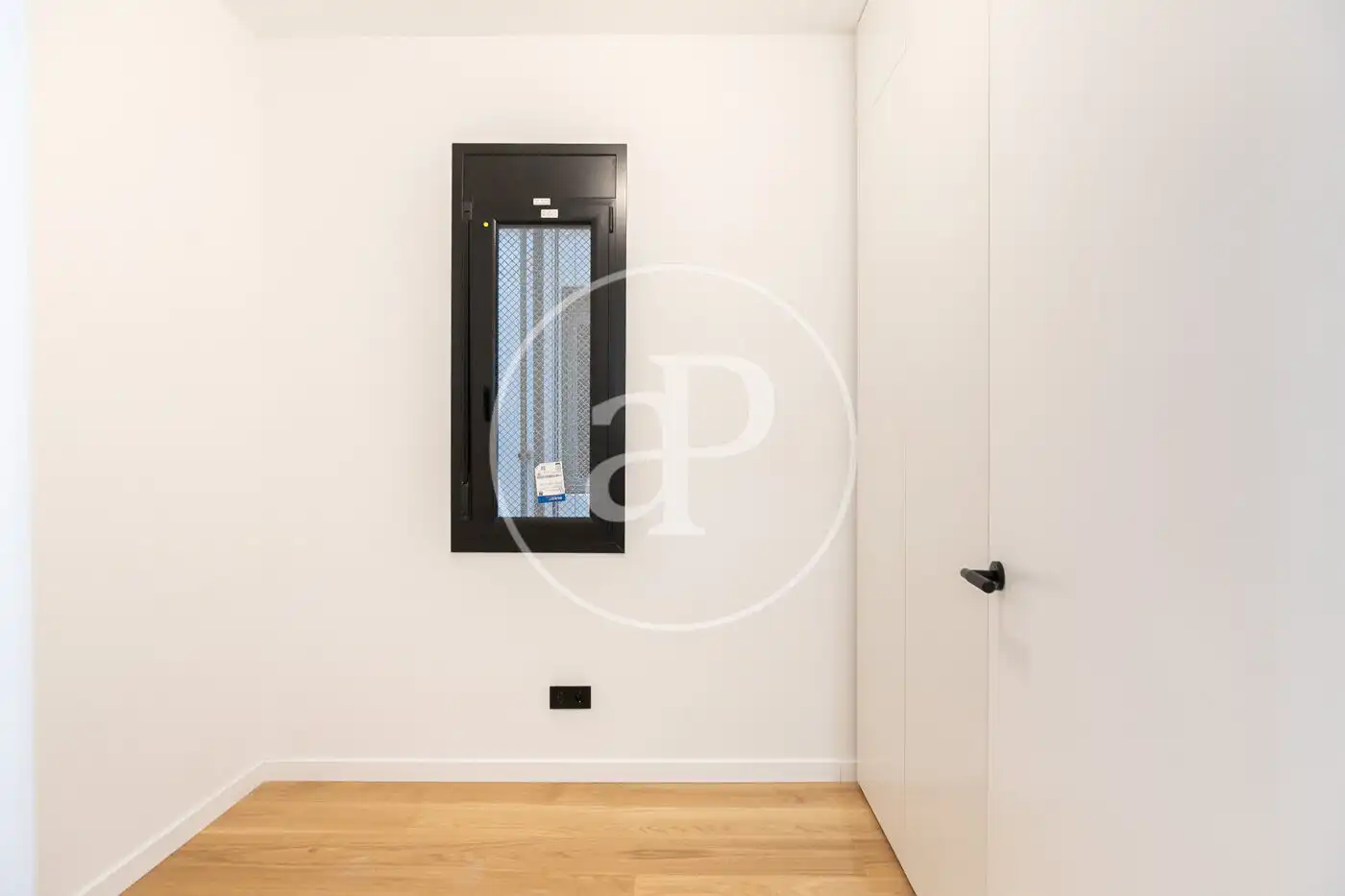 Schlafzimmer von Wohnung zum Verkauf in Barcelona mit Klimaanlage und Heizung