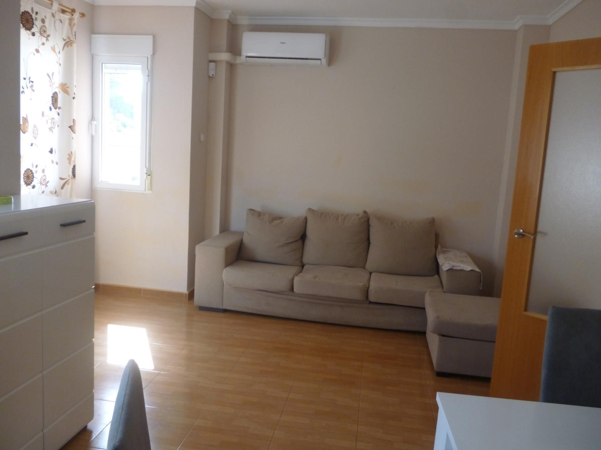 Sala de estar de Casa adosada en venta en L'Olleria con Trastero y Balcón