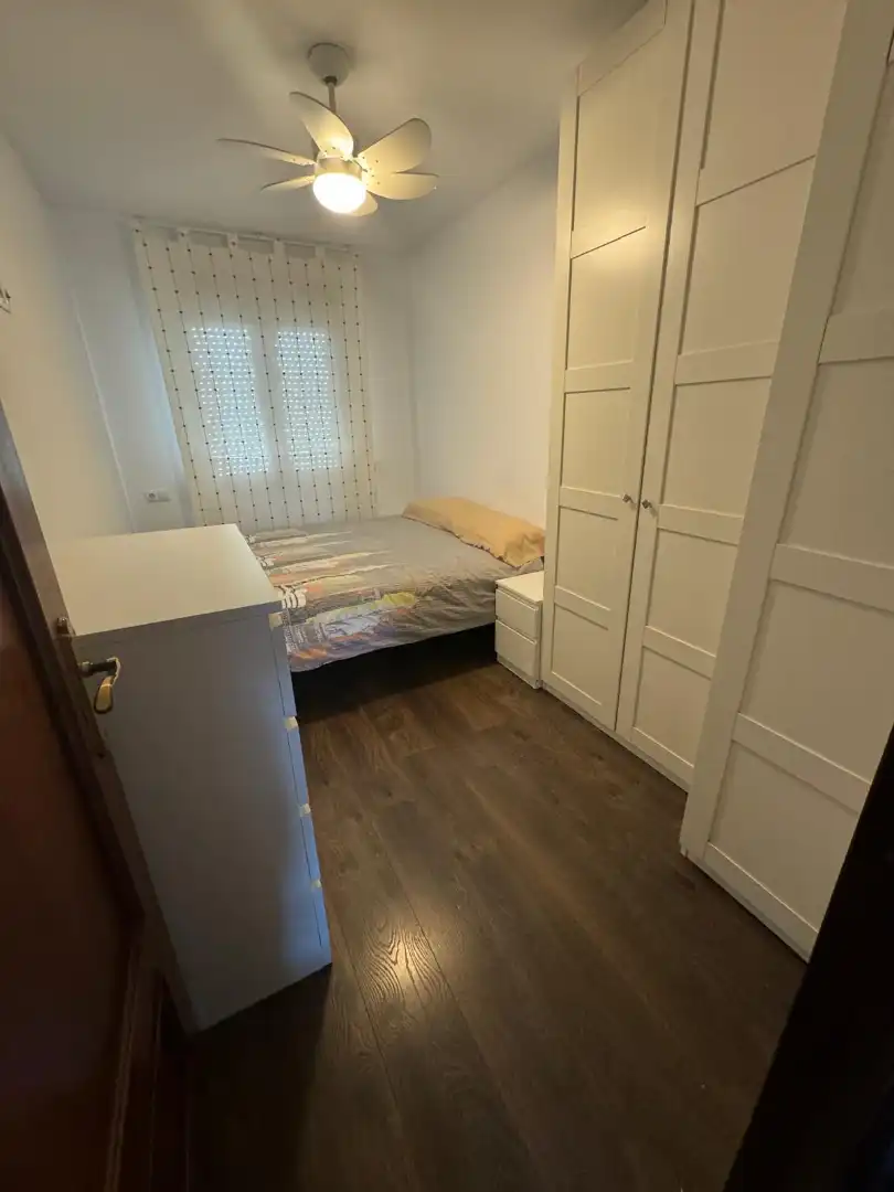 Habitación de Piso en venta en Gijón  con Calefacción