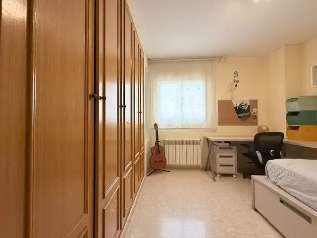 Habitación de Piso en venta en Castellón de la Plana / Castelló de la Plana con Calefacción y Trastero