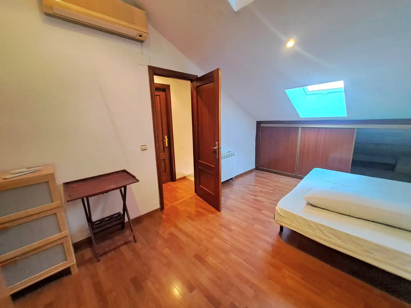 Dormitori de Dúplex en venda en Cáceres amb Calefacció i Moblat