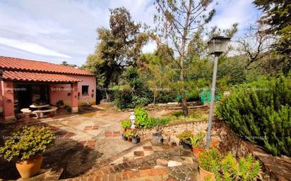Jardí de Casa o xalet en venda en Aroche amb Jardí privat, Traster i Piscina