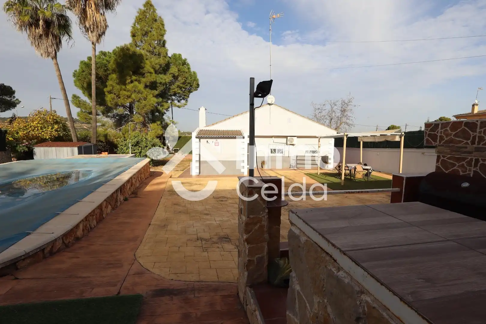 Vista exterior de Casa o chalet en venta en Chiva con Aire acondicionado, Calefacción y Jardín privado