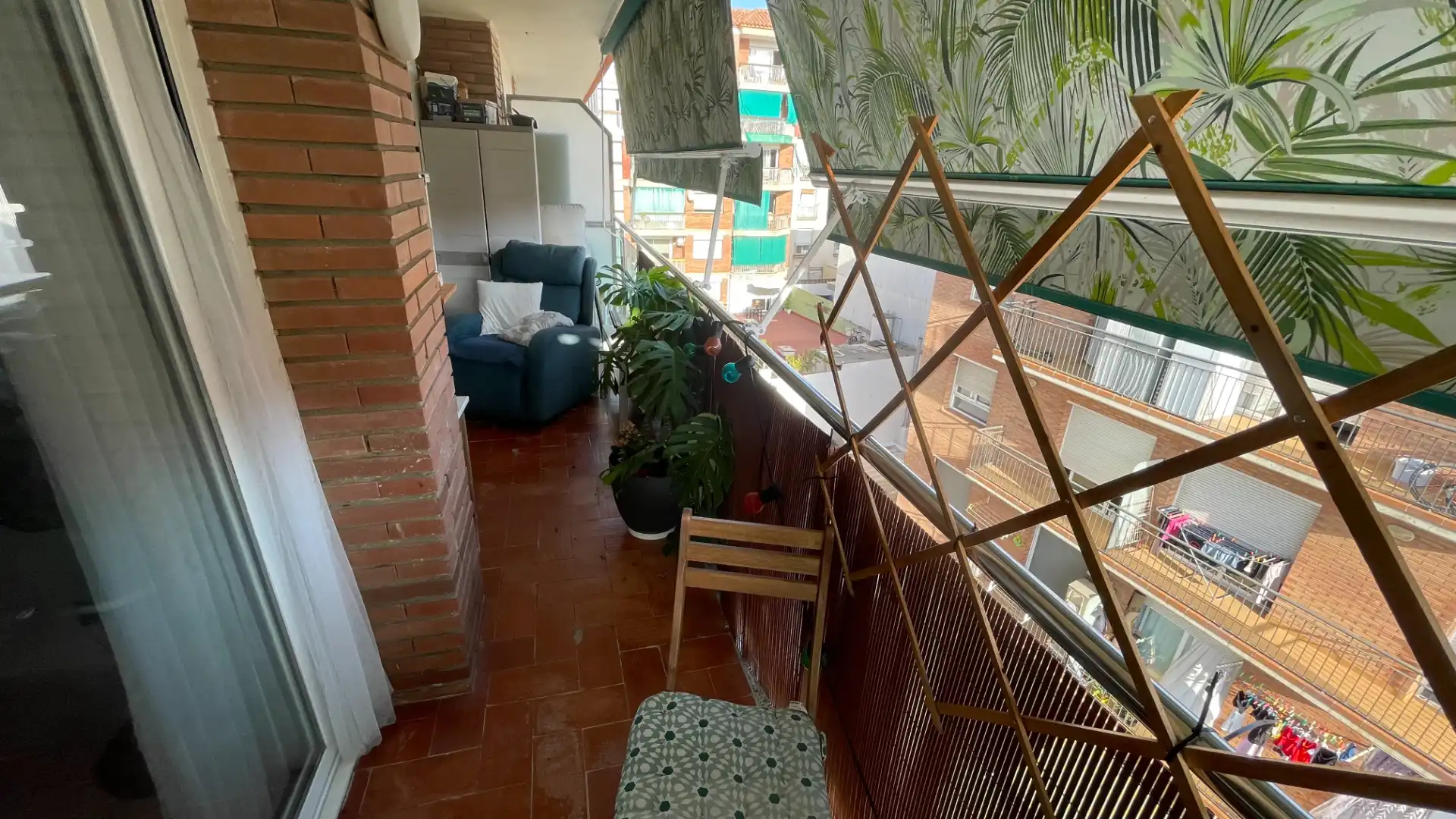 Flat with terrace for sale in Carrer Garbí, imagen 3