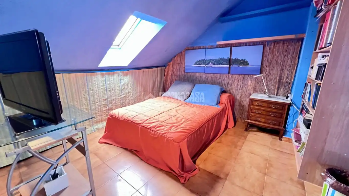 Schlafzimmer von Einfamilien-Reihenhaus zum Verkauf in Alcalá de Henares mit Terrasse
